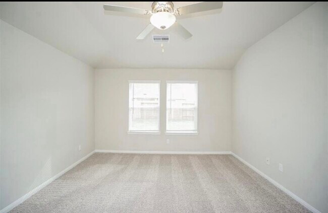 Building Photo - 21607 Blue Sapphire Ct