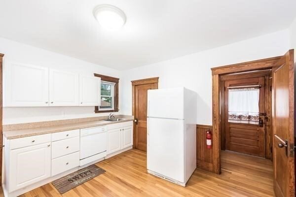Building Photo - 67 Pinkert St