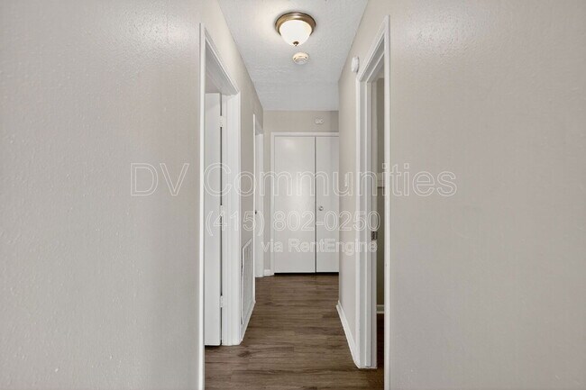 Building Photo - 7922 Coolgrove Dr