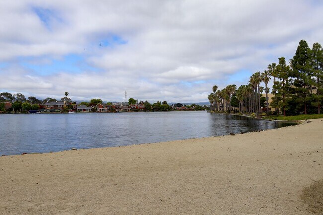 Building Photo - 2BR/2.5BA Pet-Friendly Townhome with Loft, Pool & 2-Car Garage | Foster City | YouTube Tour