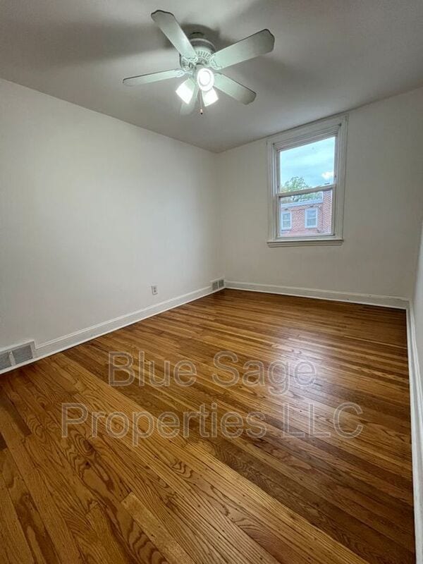 Building Photo - 229 Spruce St