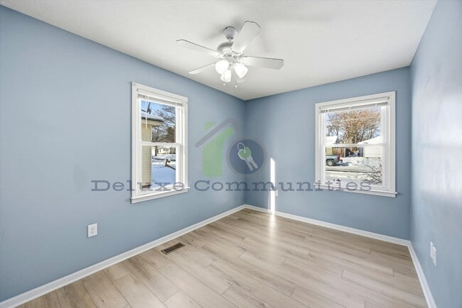 Building Photo - Spacious 3 Bedroom Single Family Home Near Downtown GR | $1795