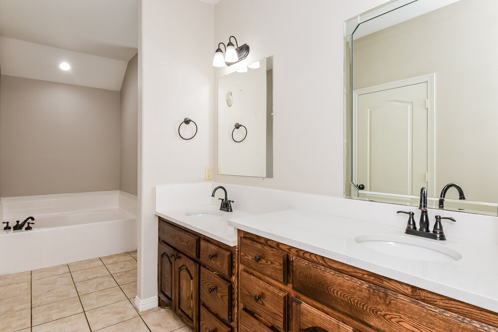 Building Photo - 308 Autumn Trail