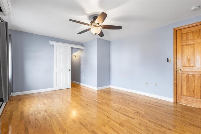 Building Photo - 12 Wilmington Ave