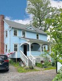 Building Photo - 7 Dock St