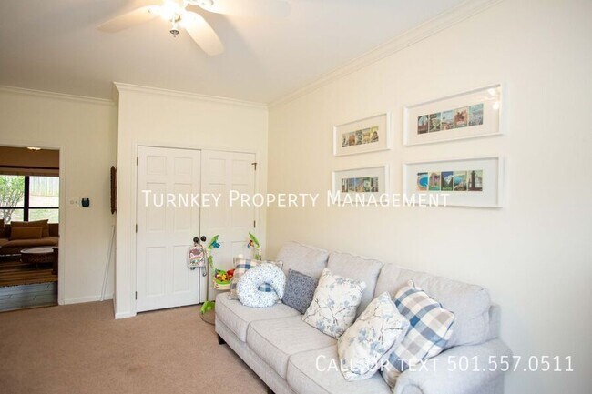 Building Photo - 14205 Longtree Dr