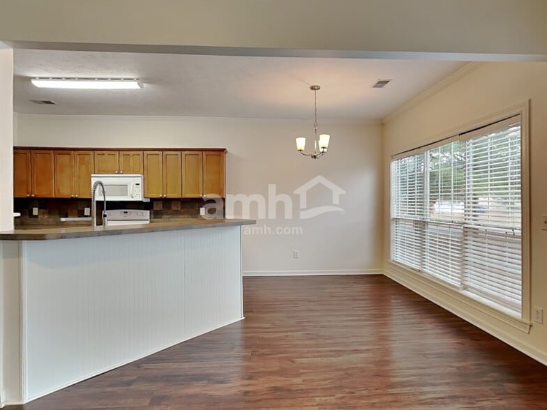 Building Photo - 109 Magnolia Dr