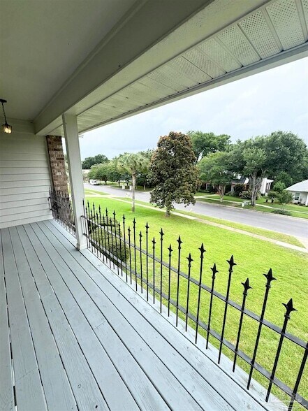 Building Photo - 3019 Keats Dr