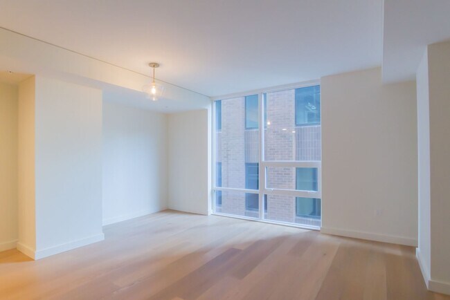 Building Photo - 1Bd/1Ba Seattle Condo
