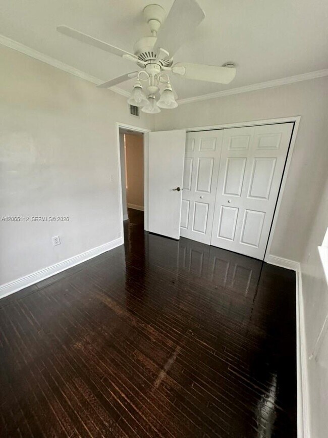 Building Photo - 7740 SW 54th Ct