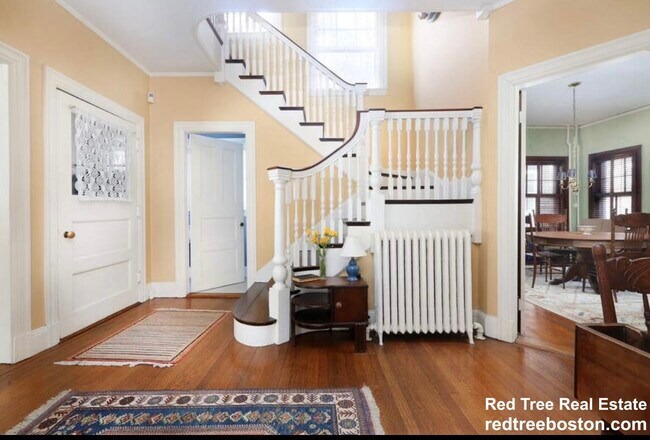 Primary Photo - 67 Francis St