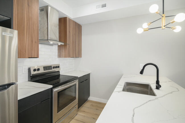 Building Photo - 1726 N 22nd St