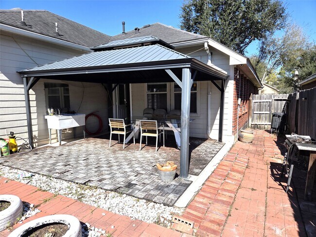 Building Photo - 19031 Golden Heath Ln