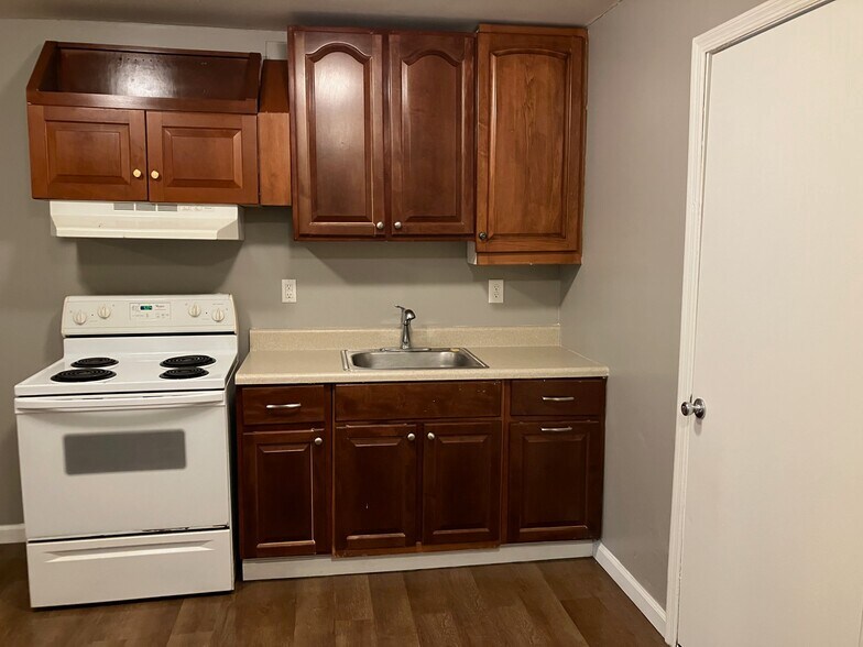 Building Photo - 115 Rupe St