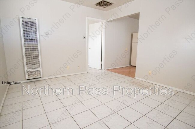 Building Photo - 4031 Thomason Ave