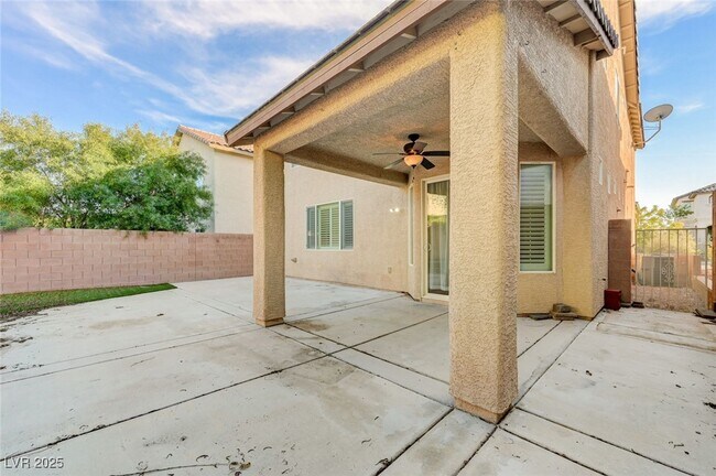 Building Photo - 10644 Tray Mountain Ave