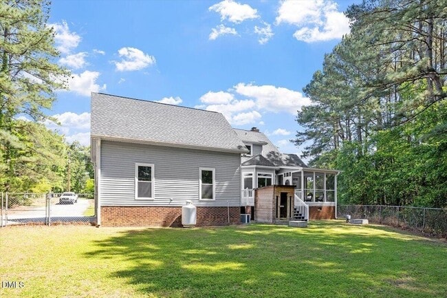 Building Photo - 7505 Penny Rd