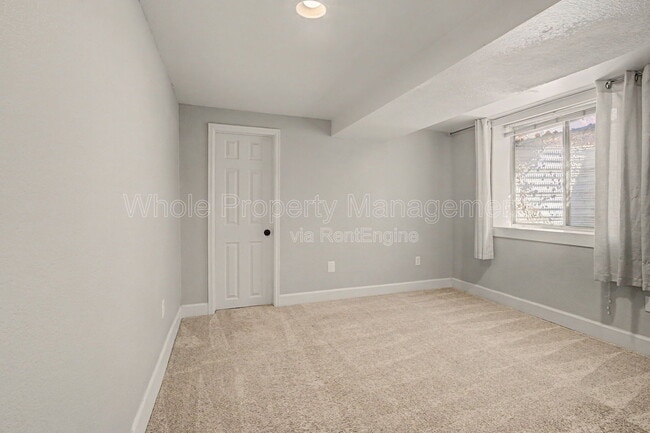 Building Photo - 2646 S Cherokee St