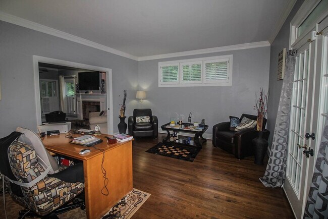 Building Photo - 4265 Deerwood Ln