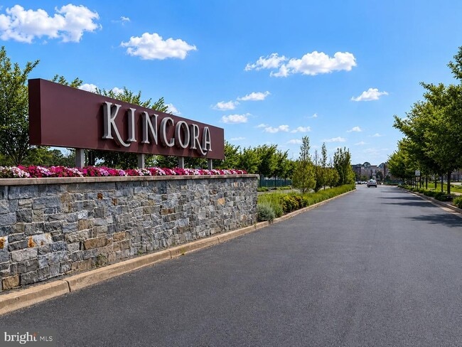 Building Photo - 45133 Kincora Dr