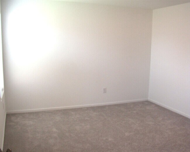 Building Photo - 17955 Valle Cupa Ln