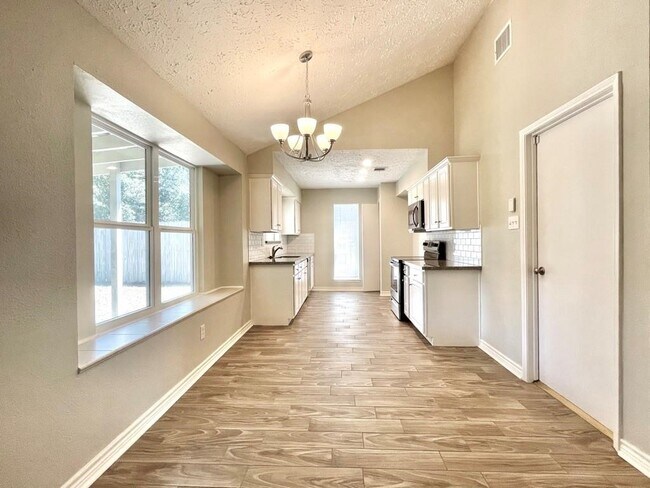 Building Photo - 22526 Carter Moir Ln