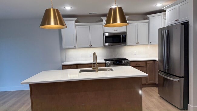 Building Photo - 5313 Makana Ln