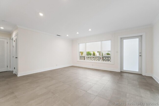 Building Photo - 624 Southwind Cir