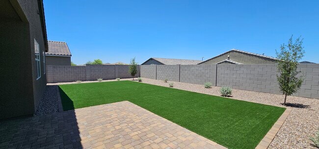 Building Photo - 5050 W Hunter Trl