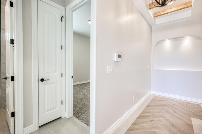 Building Photo - Beautiful East side House 4 bed-2.5 baths, part of The Club that includes Swimming Pool, Gym, Ten...