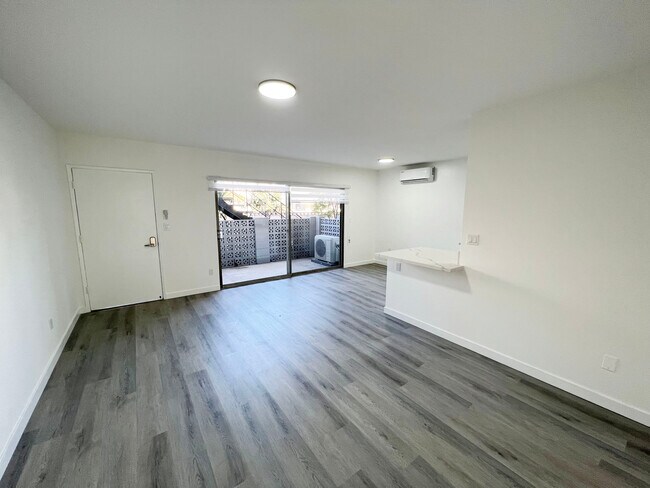 #2 Living/patio - 160 N Holliston Ave