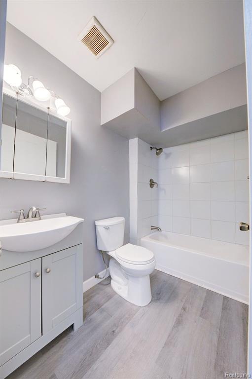 Building Photo - 217 Glenmoor St