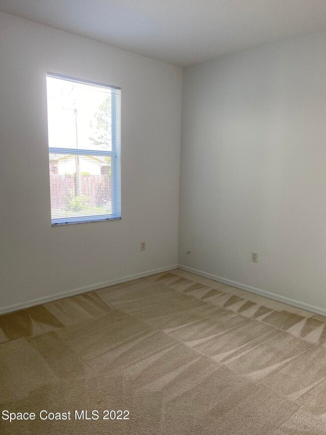 Building Photo - 1737 Fairlight St NW