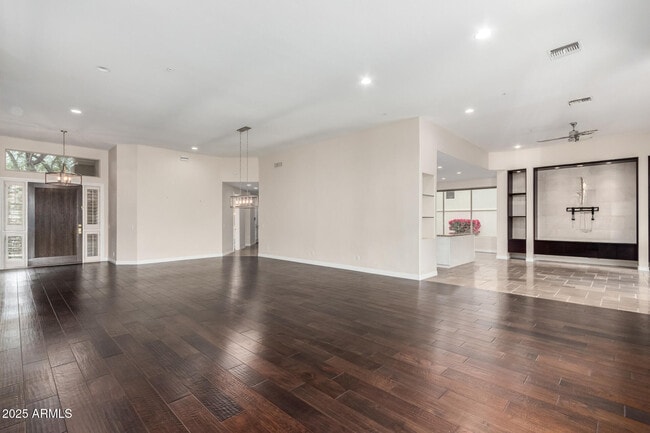 Building Photo - 8317 E Feathersong Ln