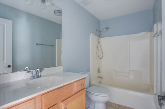 Building Photo - 509 West 2nd North Street, Summerville, SC...