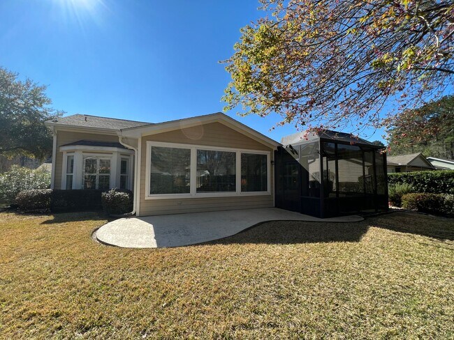 Building Photo - Two Bedroom, Two Bath UNFURNISHED Home in ...