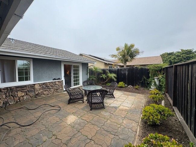 Building Photo - Coming soon!! beautiful spacious 3 bedroom...