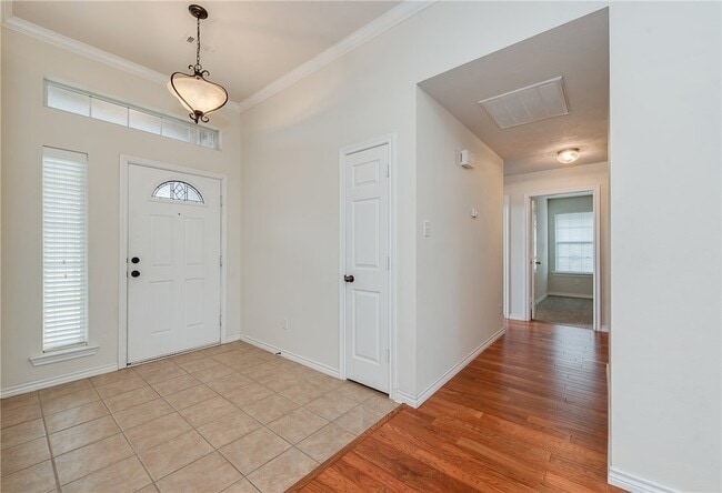 Building Photo - 1207 Portsmouth Ct