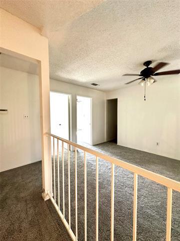 Building Photo - 704 Matthews Ct