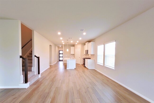 Building Photo - 6634 Bridge Mountain Trl