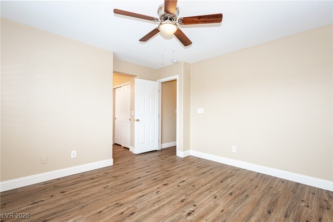 Building Photo - 830 Blushing Rose Pl