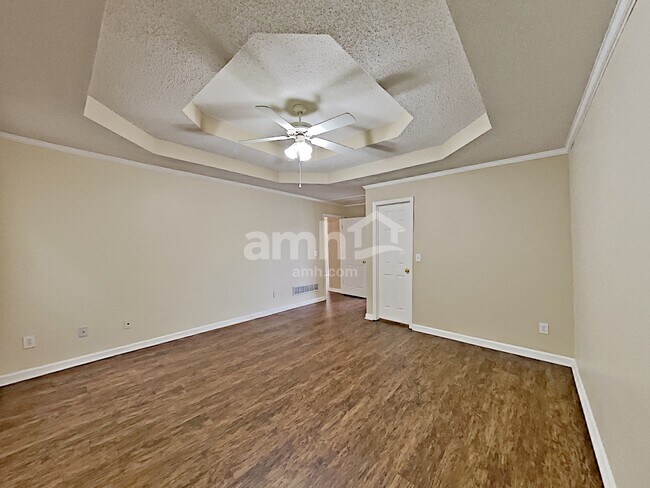 Building Photo - 1046 Whispering Woods Drive