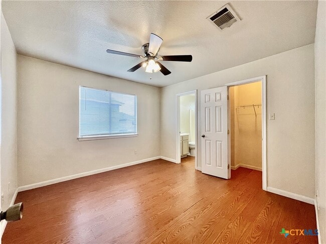 Building Photo - 856 Sagewood Trail