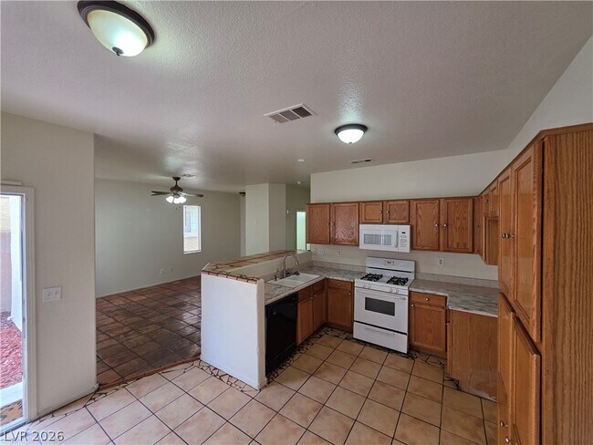 Building Photo - 2506 Lady Elizabeth Ct