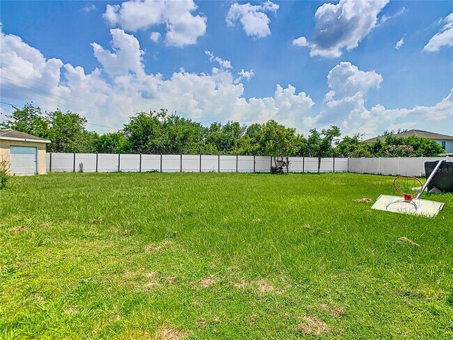 Building Photo - 853 Blanc Ct