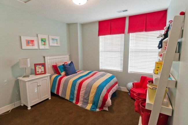 Building Photo - 869 Pantani Ct