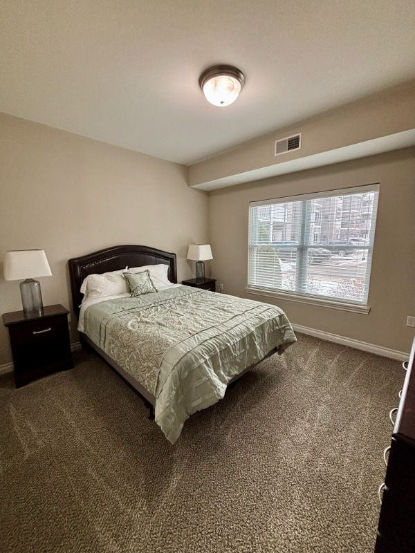 Building Photo - 2493 Sweet Home Rd