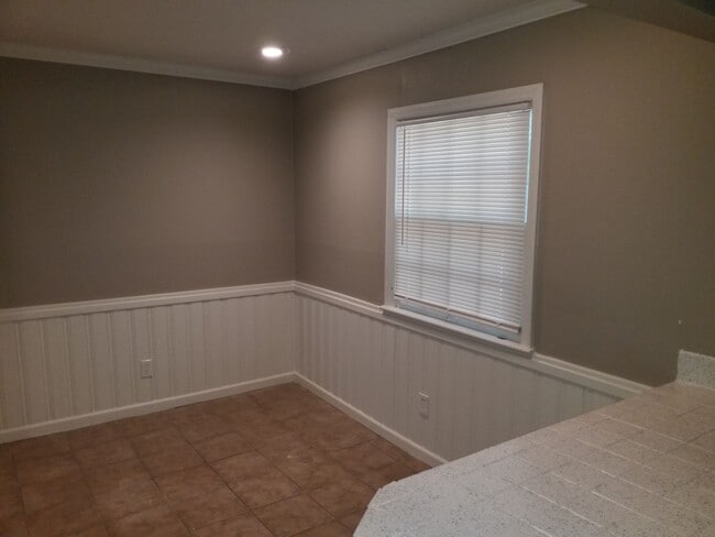 Building Photo - Coming Soon! South KC SF