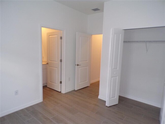 Building Photo - 11369 Willowleaf Blvd