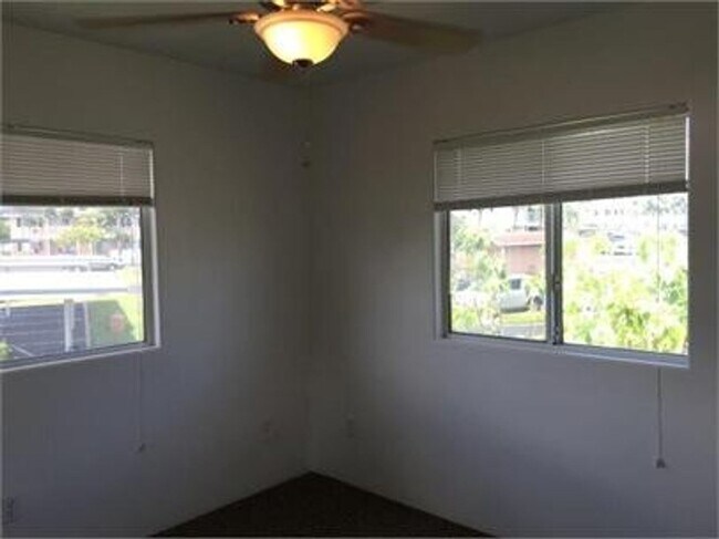 Building Photo - Beautiful 2 bed/2 bath Condo at Viewpointe...